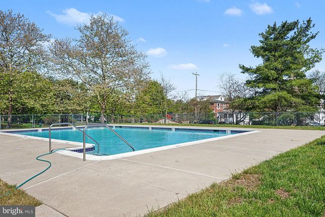 406 NOTTINGHAM LN, Collegeville, PA 19426