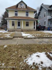 2542 Maplewood Avenue, Toledo, OH 43610