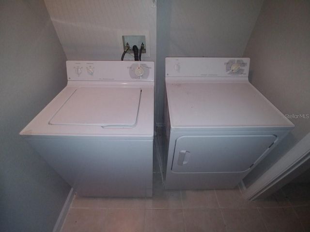 802 CREST PINES DRIVE 837, Orlando, FL 32828