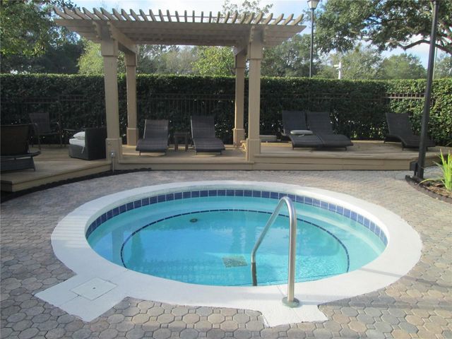 802 CREST PINES DRIVE 837, Orlando, FL 32828