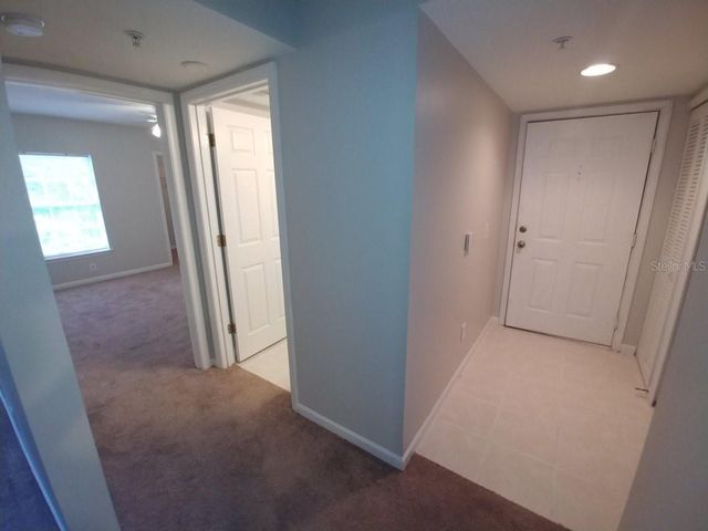 802 CREST PINES DRIVE 837, Orlando, FL 32828