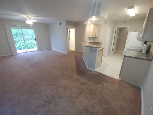 802 CREST PINES DRIVE 837, Orlando, FL 32828