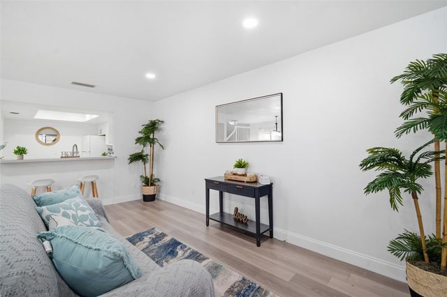 9100 PARK BOULEVARD 1, Seminole, FL 33777