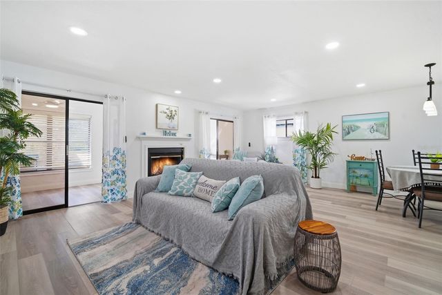 9100 PARK BOULEVARD 1, Seminole, FL 33777