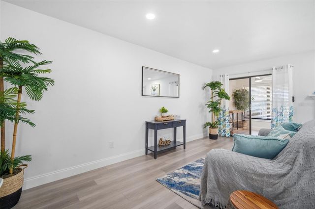 9100 PARK BOULEVARD 1, Seminole, FL 33777