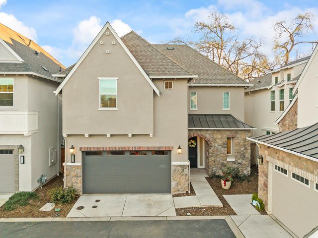 5520 Twin Bridges Loop, Citrus Heights, CA 95610