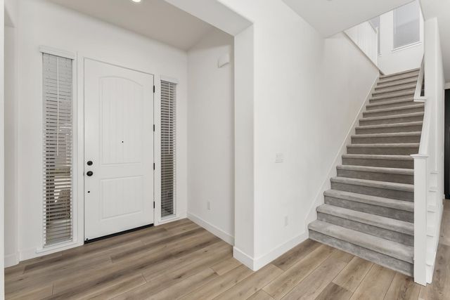 5520 Twin Bridges Loop, Citrus Heights, CA 95610