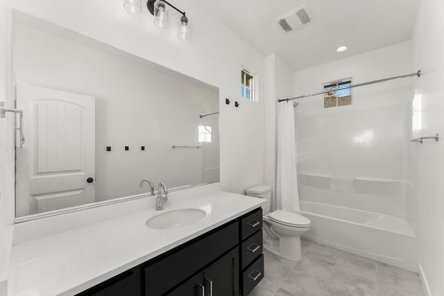 5520 Twin Bridges Loop, Citrus Heights, CA 95610