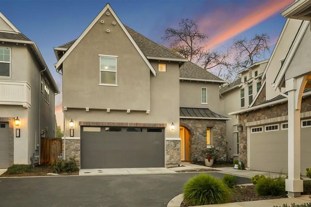 5520 Twin Bridges Loop, Citrus Heights, CA 95610