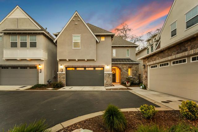 5520 Twin Bridges Loop, Citrus Heights, CA 95610