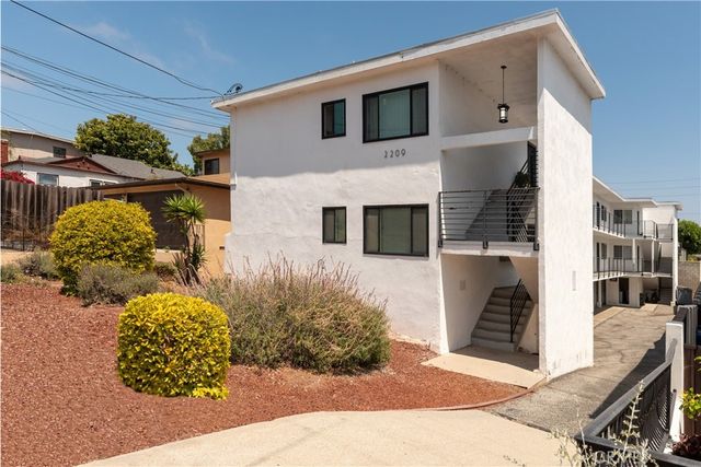 2209 Carnegie Lane 2, Redondo Beach, CA 90278