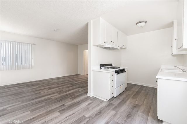 2209 Carnegie Lane 2, Redondo Beach, CA 90278