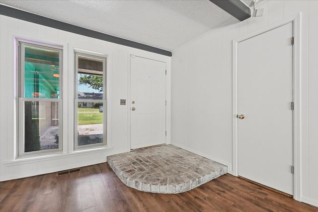 4204 E 52nd Street, Tulsa, OK 74135