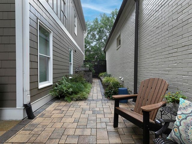 4574 Lois SE Street, Smyrna, GA 30080