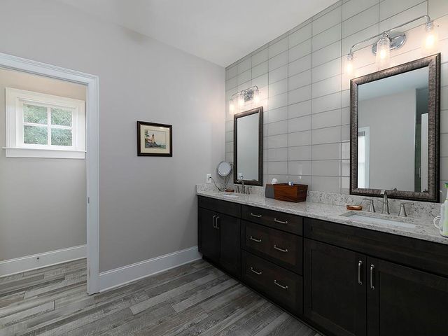 4574 Lois SE Street, Smyrna, GA 30080