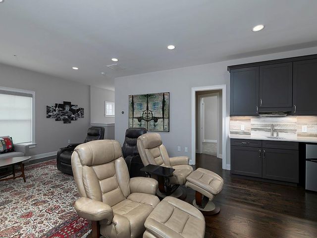 4574 Lois SE Street, Smyrna, GA 30080