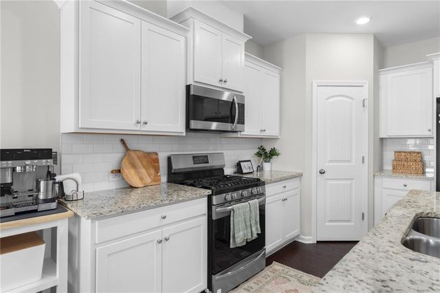 1467 Lanier Vista Drive, Sugar Hill, GA 30518