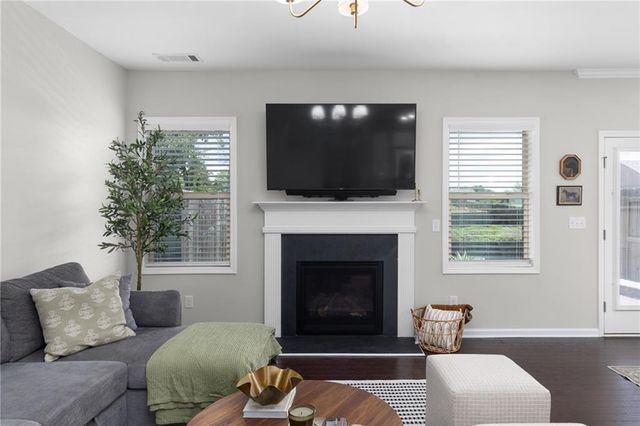 1467 Lanier Vista Drive, Sugar Hill, GA 30518