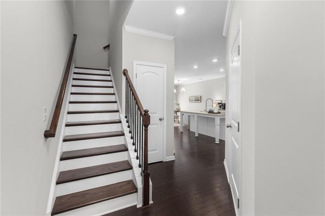 1467 Lanier Vista Drive, Sugar Hill, GA 30518