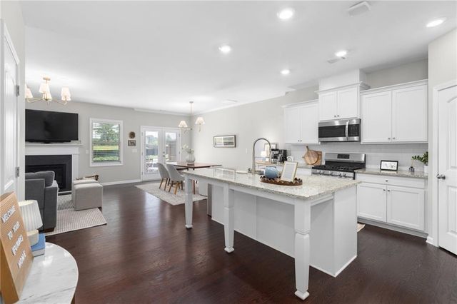 1467 Lanier Vista Drive, Sugar Hill, GA 30518