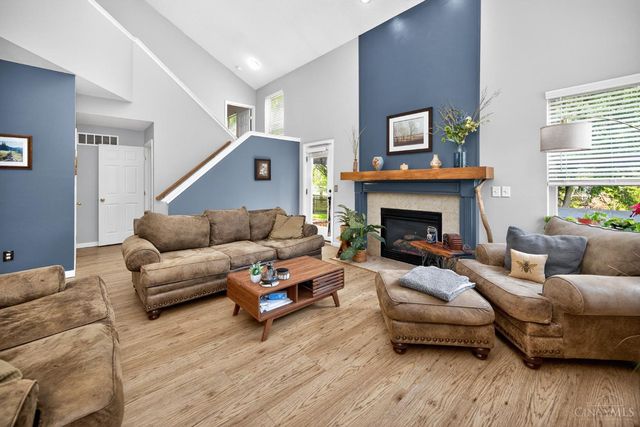 218 Heffron Circle, Hamilton Twp, OH 45039