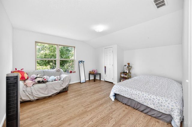218 Heffron Circle, Hamilton Twp, OH 45039