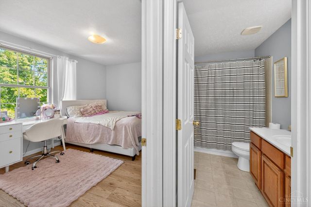 218 Heffron Circle, Hamilton Twp, OH 45039