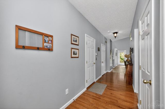 218 Heffron Circle, Hamilton Twp, OH 45039