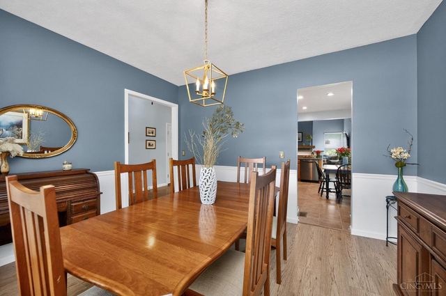 218 Heffron Circle, Hamilton Twp, OH 45039