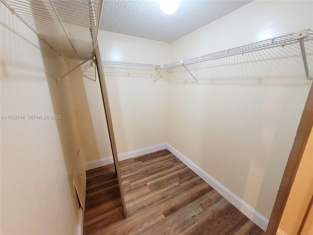 8351 S Coral Cir, North Lauderdale, FL 33068