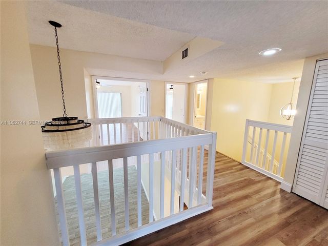 8351 S Coral Cir, North Lauderdale, FL 33068