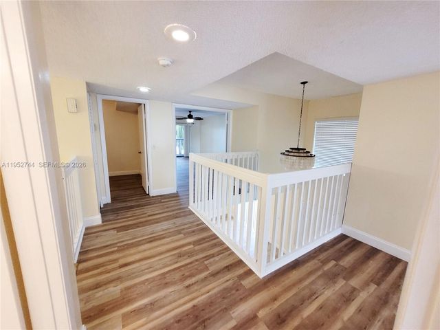 8351 S Coral Cir, North Lauderdale, FL 33068