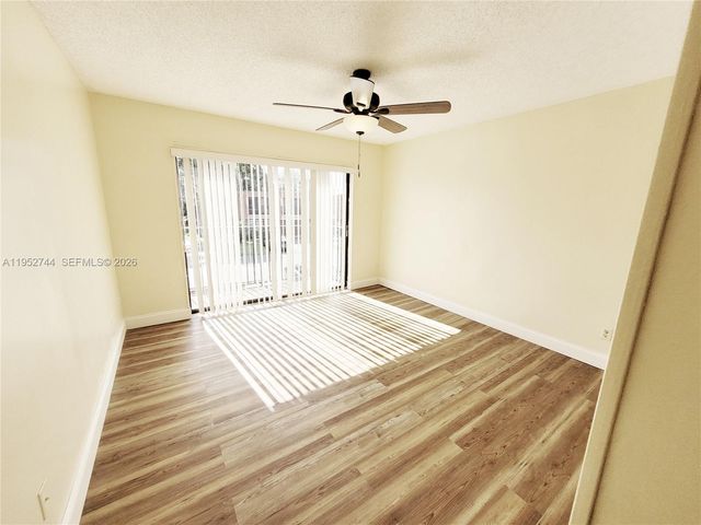 8351 S Coral Cir, North Lauderdale, FL 33068