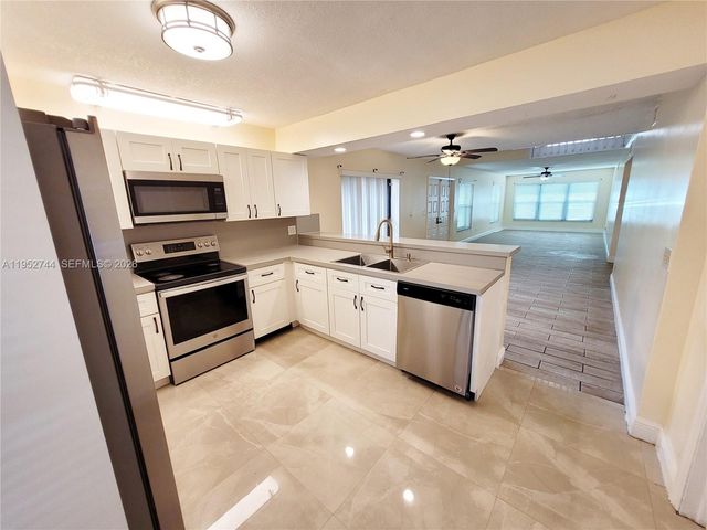 8351 S Coral Cir, North Lauderdale, FL 33068