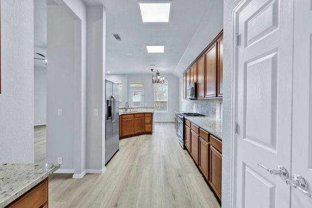 2808 Cedar Ridge Lane, Fort Worth, TX 76177