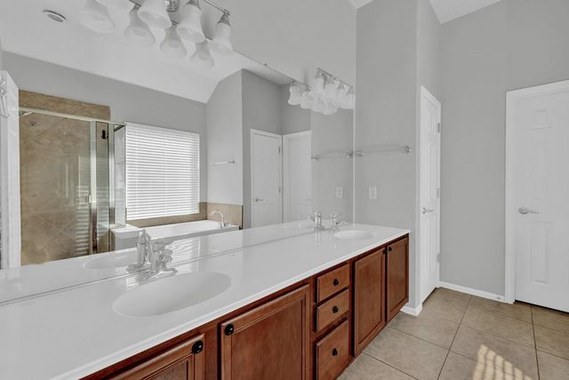 2808 Cedar Ridge Lane, Fort Worth, TX 76177