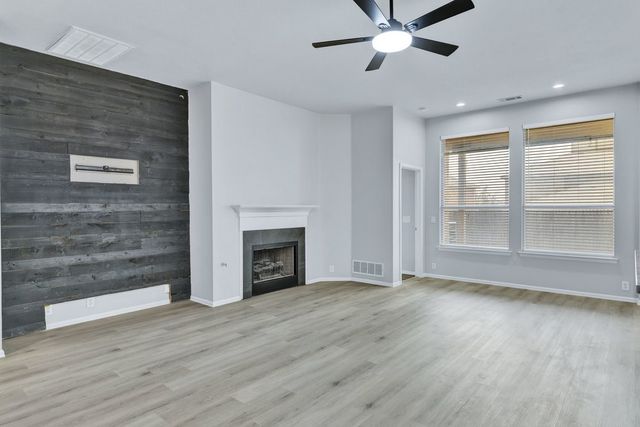 2808 Cedar Ridge Lane, Fort Worth, TX 76177