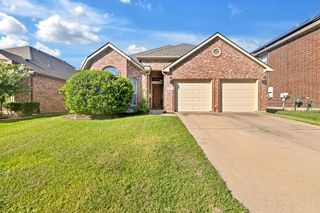 2808 Cedar Ridge Lane, Fort Worth, TX 76177