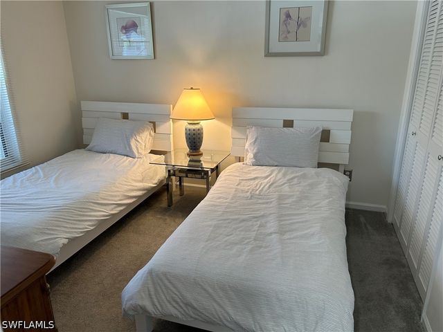 509 Roma CT 201, Naples, FL 34110