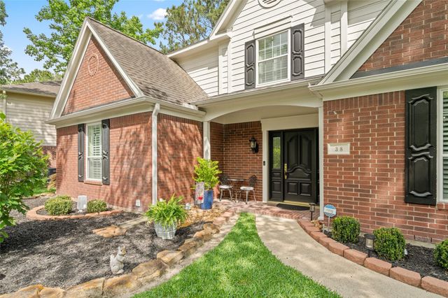 38 E Summer Storm Circle, The Woodlands, TX 77381