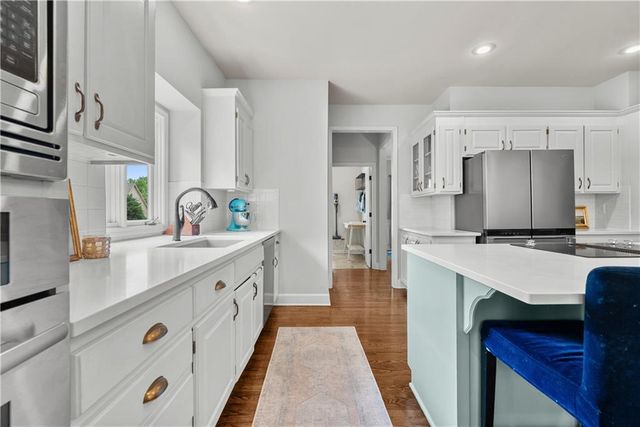 14528 S Mullen Street, Olathe, KS 66062