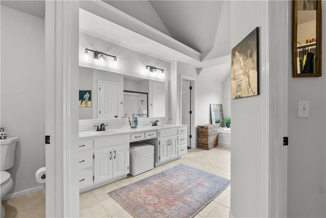 14528 S Mullen Street, Olathe, KS 66062