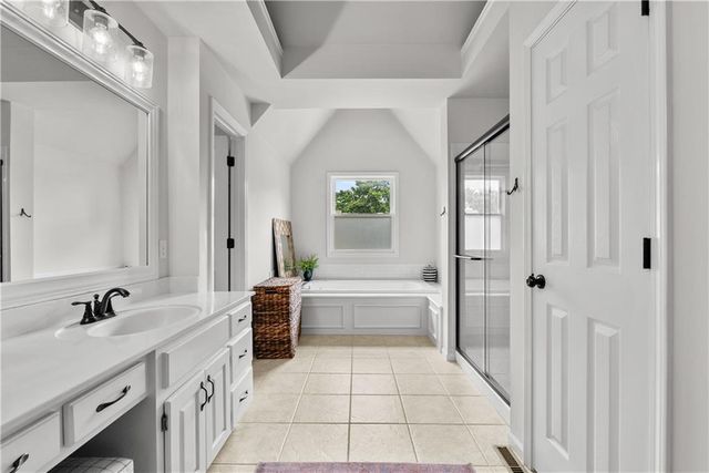 14528 S Mullen Street, Olathe, KS 66062