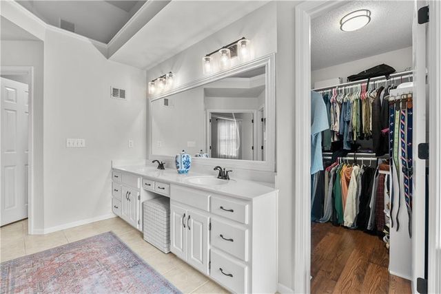 14528 S Mullen Street, Olathe, KS 66062