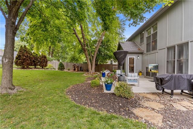 14528 S Mullen Street, Olathe, KS 66062