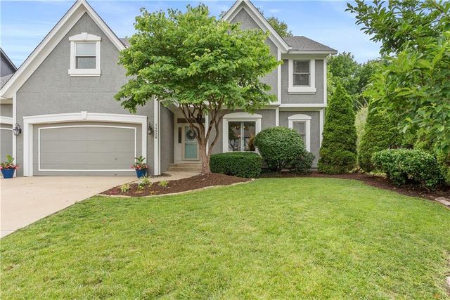 14528 S Mullen Street, Olathe, KS 66062