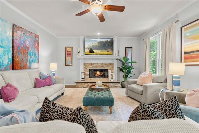 14528 S Mullen Street, Olathe, KS 66062