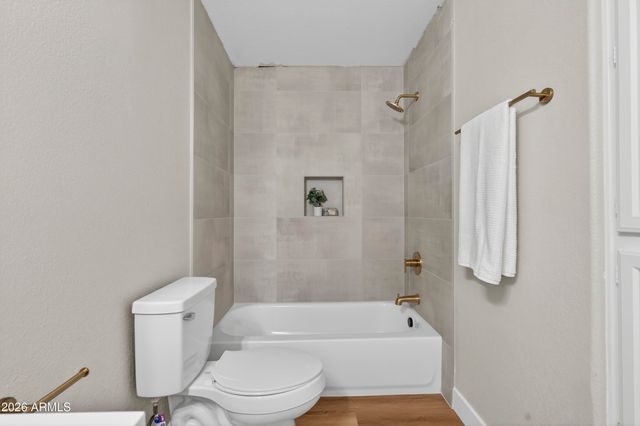 11375 E SAHUARO Drive 1104, Scottsdale, AZ 85259