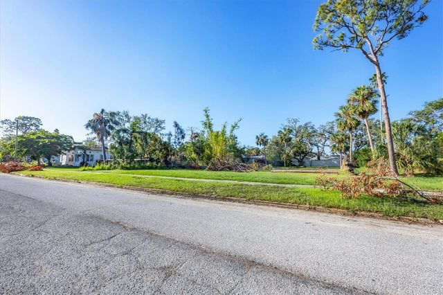 7332 PHILLIPS STREET, Sarasota, FL 34243