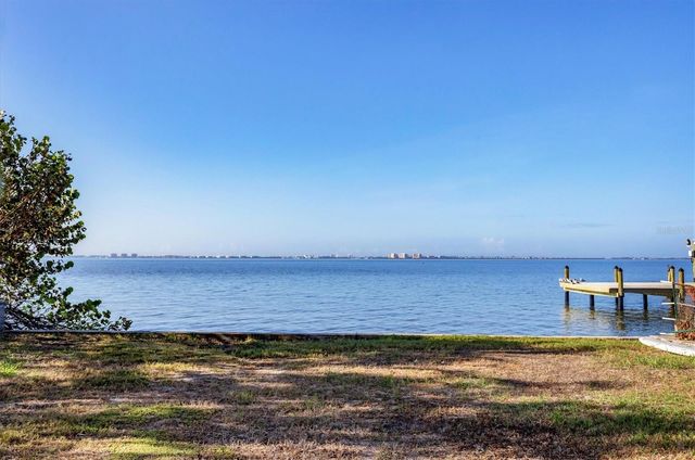 7332 PHILLIPS STREET, Sarasota, FL 34243